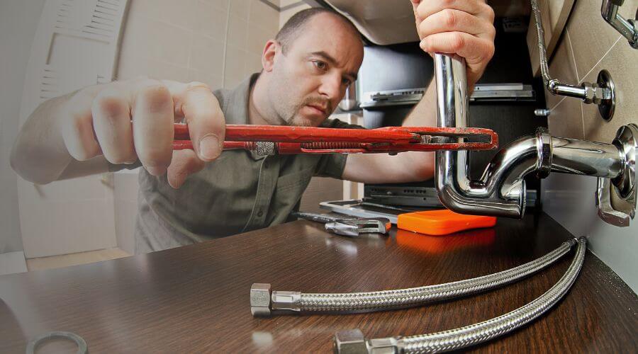Expert burst pipe repair services in Portis, KS